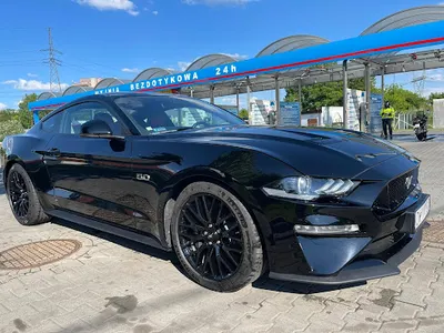 RentCars-24 Wypożyczalnia samochodów sportowych. Wypożyczalnia Kamperów Camper